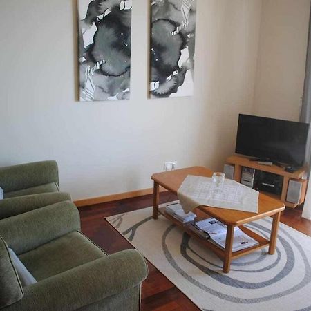 Pia'S Place - Apt With Sea View Канису Экстерьер фото