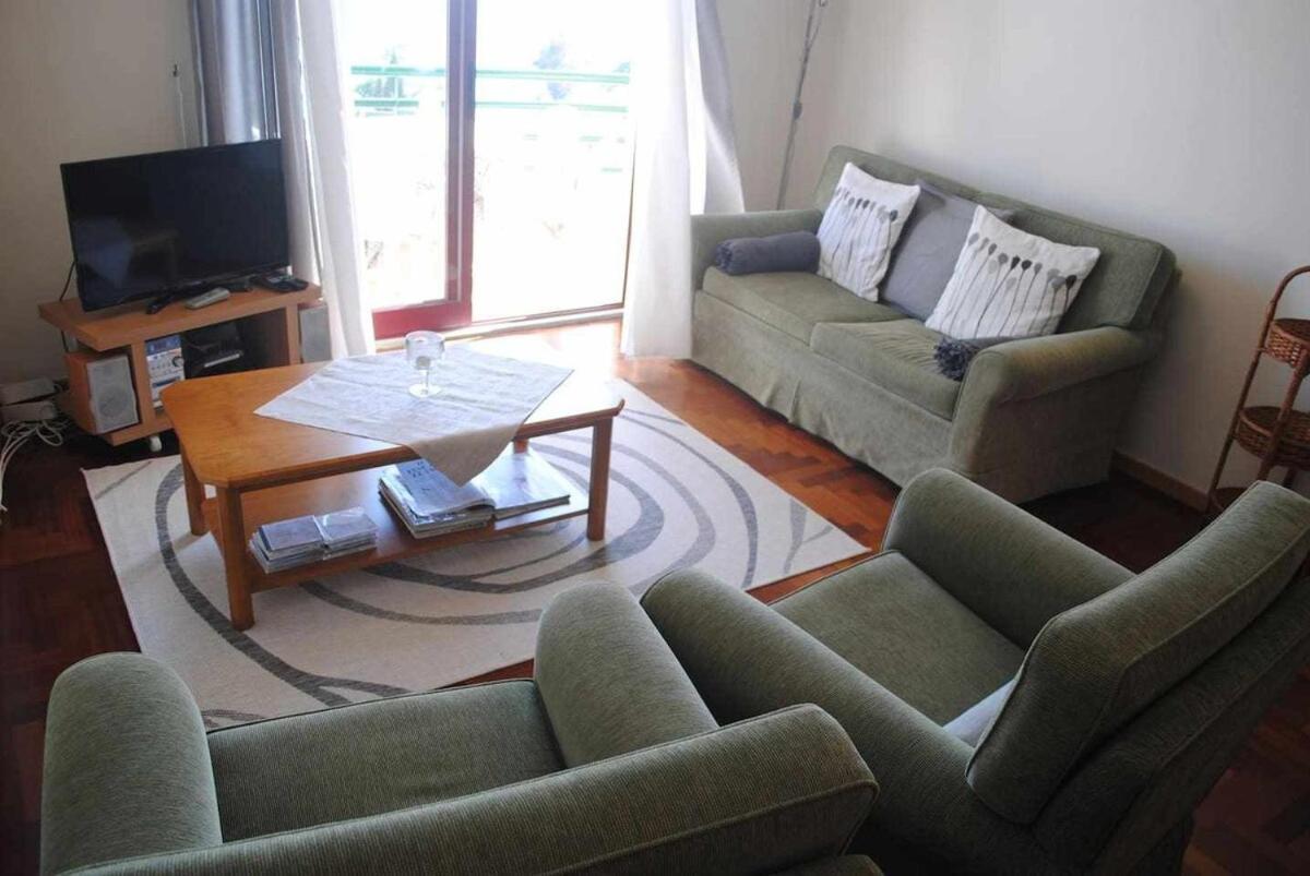 Pia'S Place - Apt With Sea View Канису Экстерьер фото
