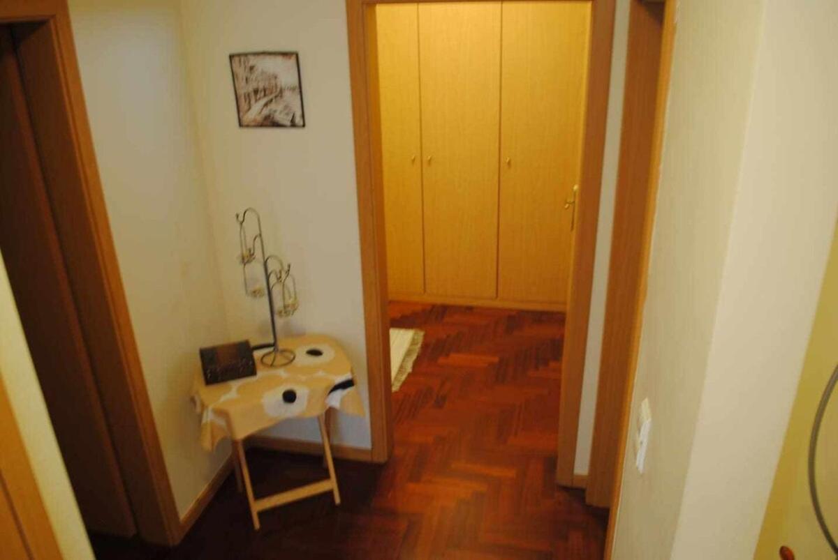 Pia'S Place - Apt With Sea View Канису Экстерьер фото